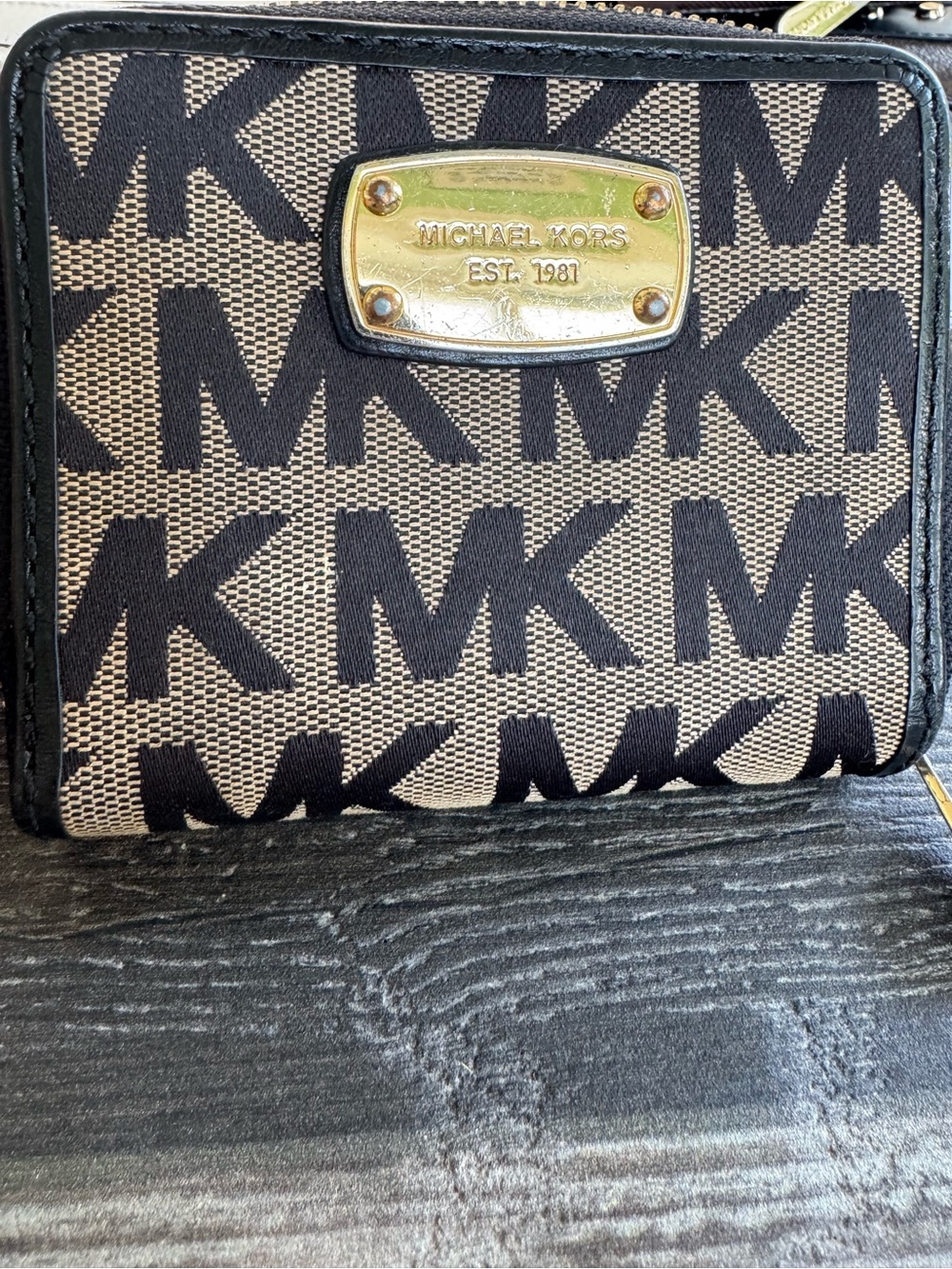 Michael Kors Black and Beige Logo Zip Card Holder/Wallet